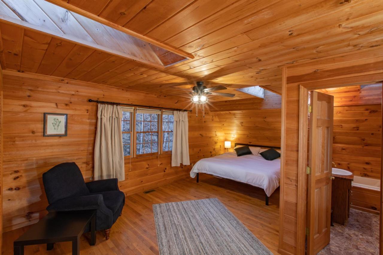 Treetops Cabin Easy To Asheville With Fast Wifi And Great View Swiss Zewnętrze zdjęcie
